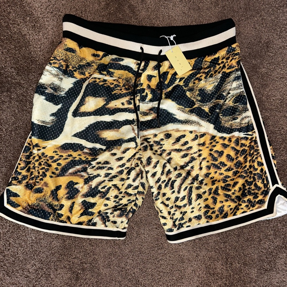 MNML 5 inch mesh basketball shorts 🔥🔥🔥